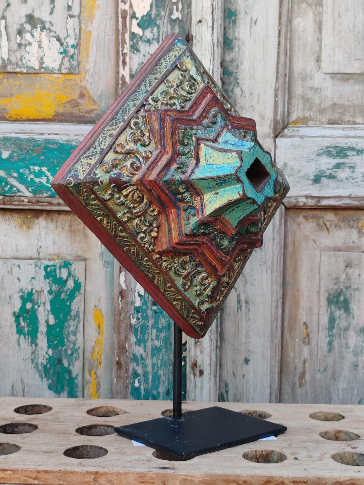 Élément Architectural Sculpté – Java / Madura, Indonésie