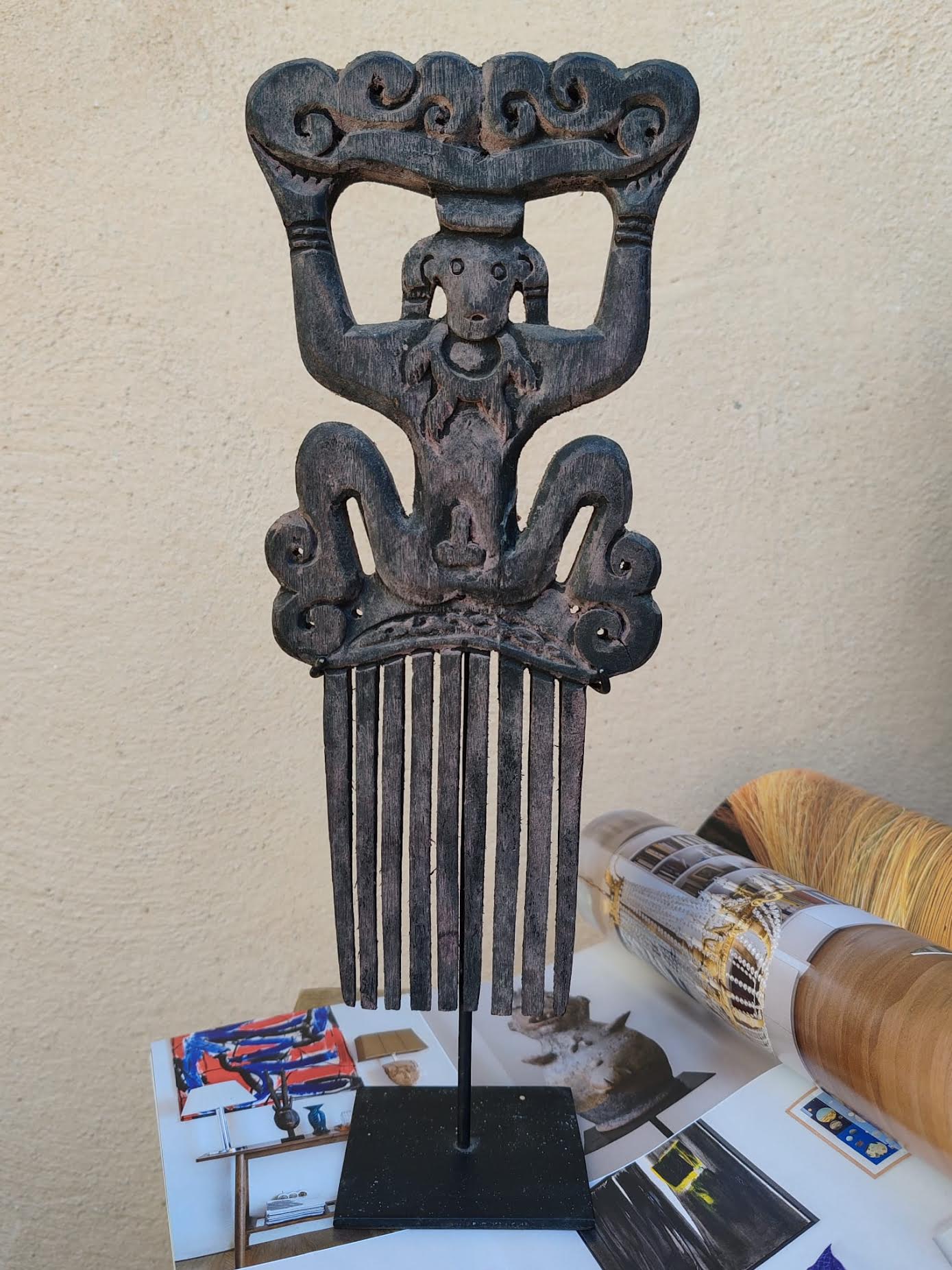 Peigne sculpté traditionnel – Sumba