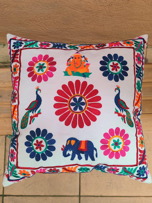 Coussin brodé - 60x60
