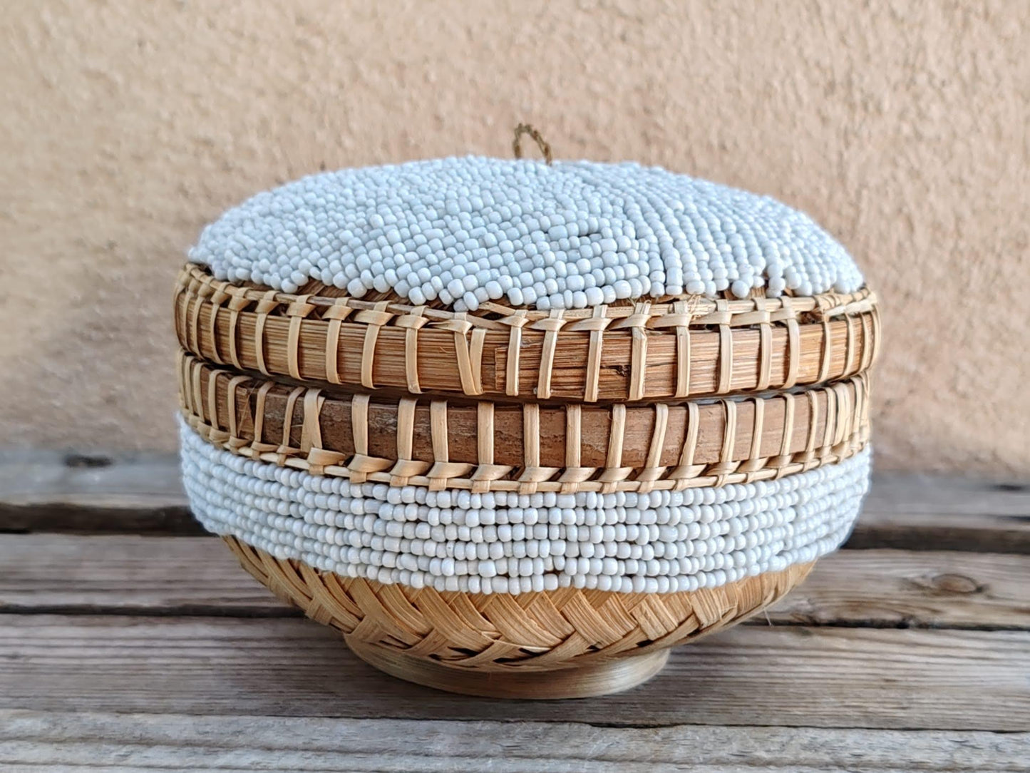 Boîte à offrandes artisanale