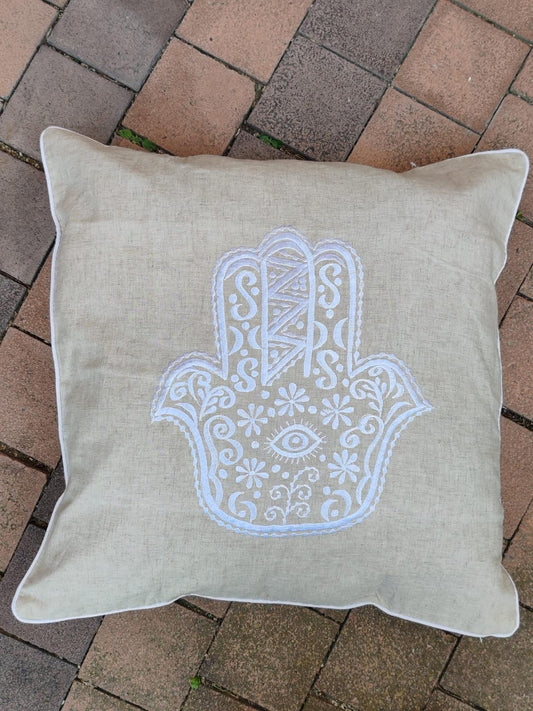 Coussin Khamsa – Élégance bohème & symbole protecteur