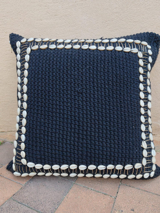 Coussin artisanal au crochet – Modèle 50 x 50