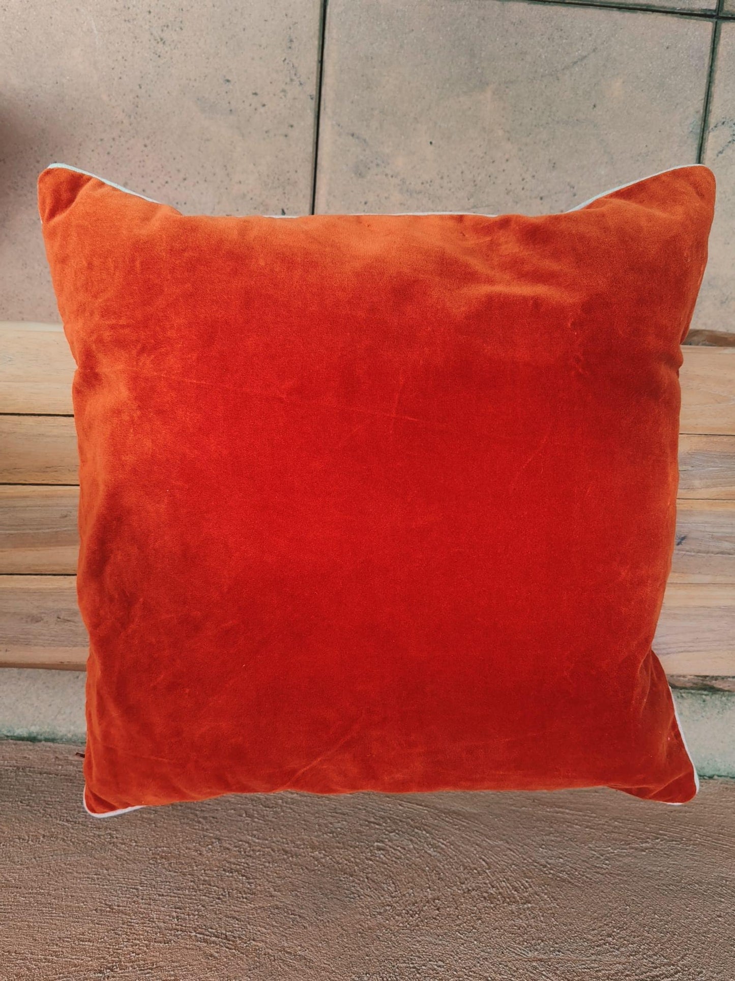 Coussin velours orange – 55x55