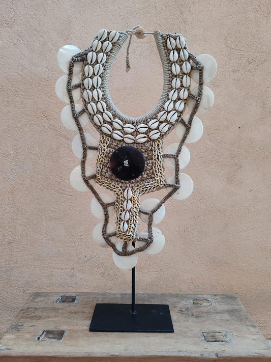 Collier plastron en coquillages – Indonésie (Timor / Sumba)